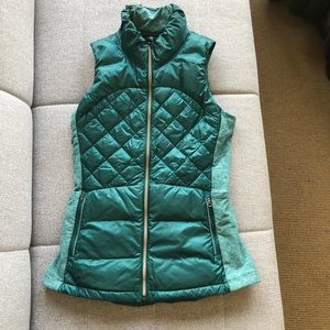 Lulu lemon down for a run vest size 4